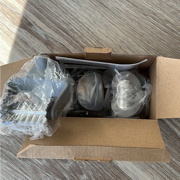 Pampered Chef rolling cookie cutter - Picture 2 of 2